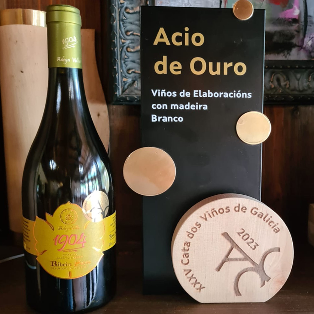 1904. GODELLO 6 Meses. Acio de Ouro Branco 2023. D.O. Ribeira Sacra.